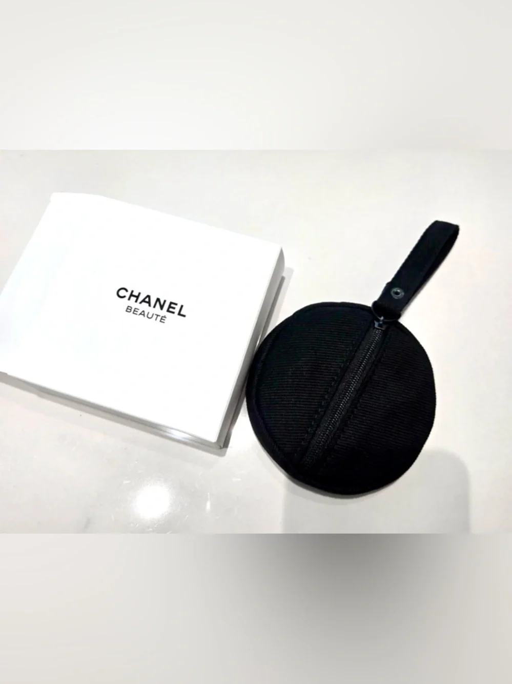 CHANEL Black Round Cosmetic /Coin/Airpod or Travel Pouch NWB - Picture 2 of 8